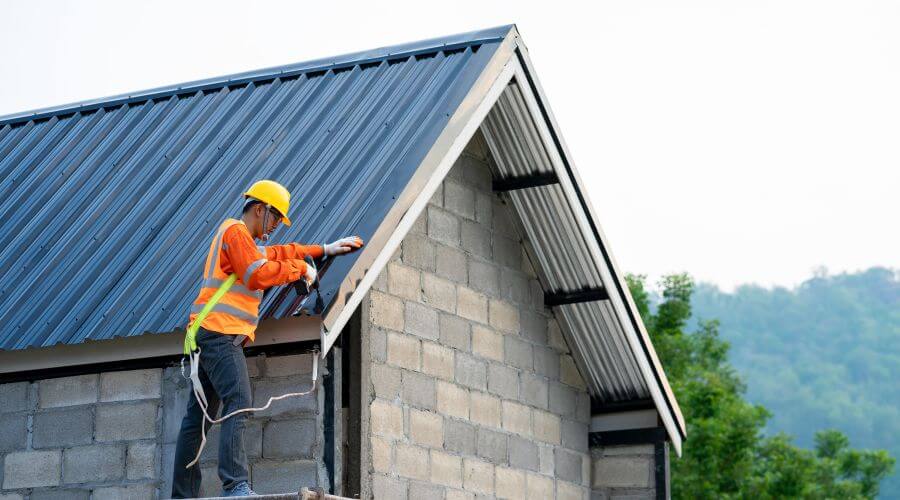 Expert top industrial roofings services in Englewood, TN